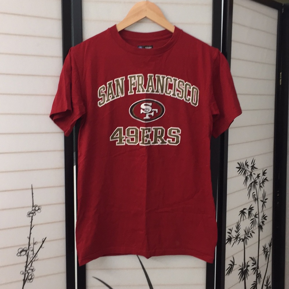 49ers T-shirt